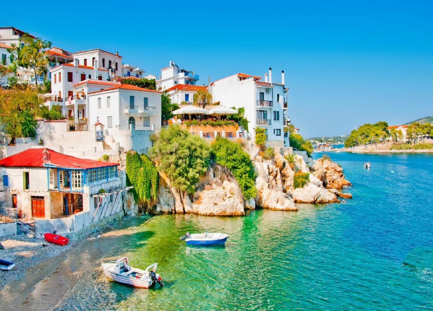 view-of-old-town-skiathos-xlarge